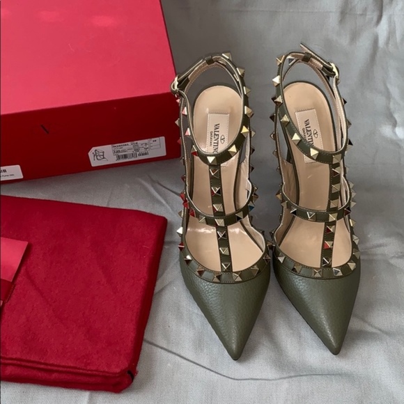 Valentino Garavani Shoes - Valentino Garavani Rockstud Slingbacks 39 green 💚
